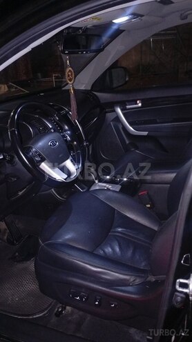 Kia Sorento-14