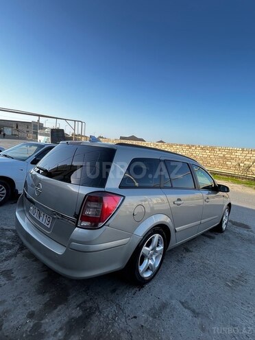 Opel Astra-7