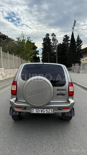 Chevrolet Niva-2