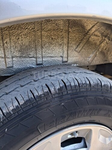 Ford Transit-5