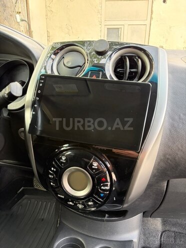 Nissan Note-10