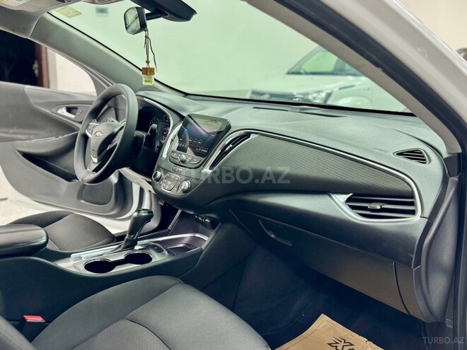 Chevrolet Malibu-16