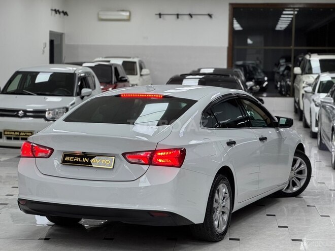 Chevrolet Malibu-7