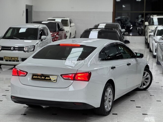 Chevrolet Malibu-11
