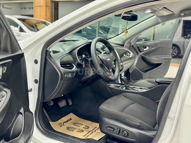 Chevrolet Malibu-15