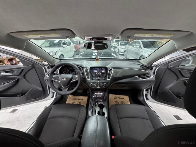 Chevrolet Malibu-22