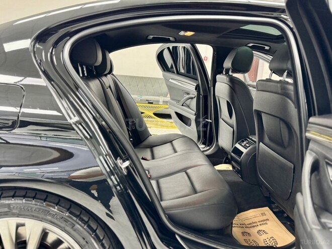 BMW 528-24