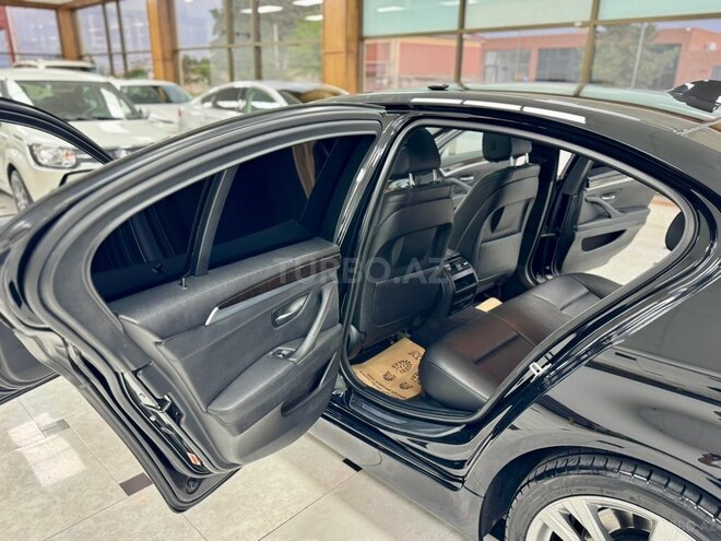 BMW 528-25