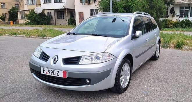 Renault Megane-2