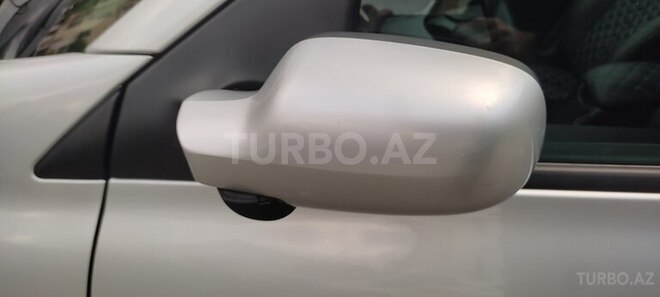 Renault Megane-13