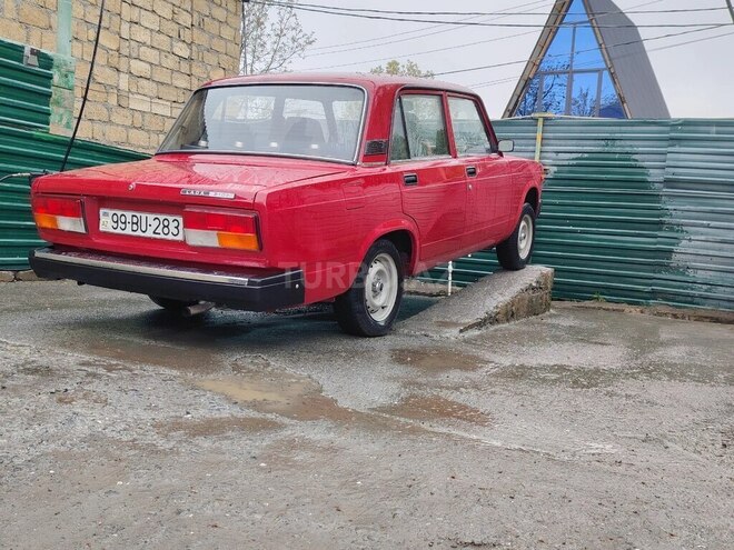 LADA (VAZ) 2107-2