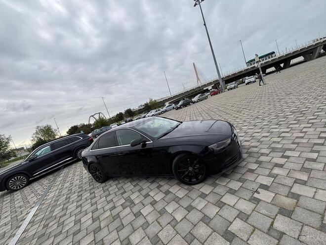 Audi A4-5