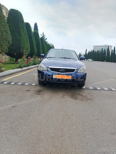 LADA (VAZ) Priora-1
