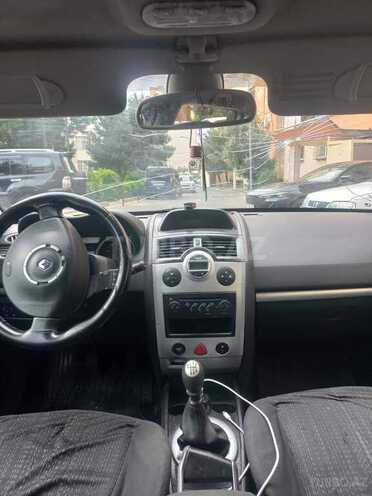 Renault Megane-9