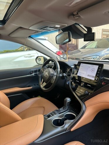 Toyota Camry-9