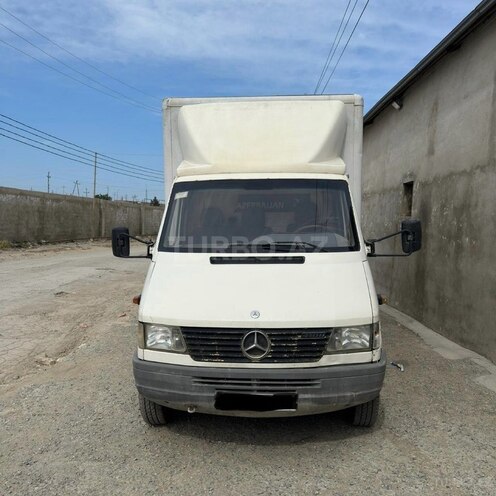Mercedes Sprinter 412-1