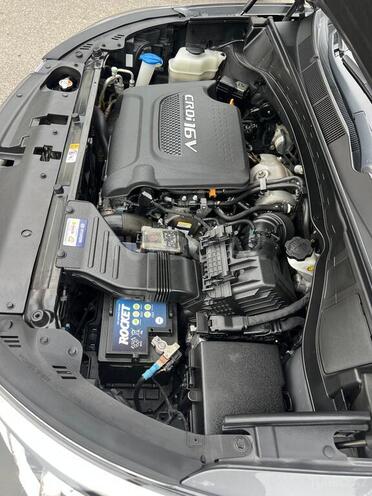 Hyundai Santa Fe-7
