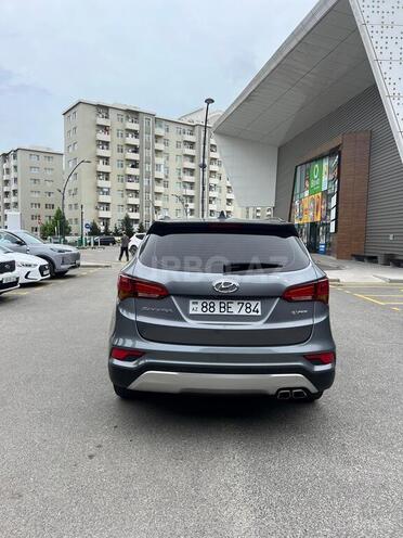 Hyundai Santa Fe-4