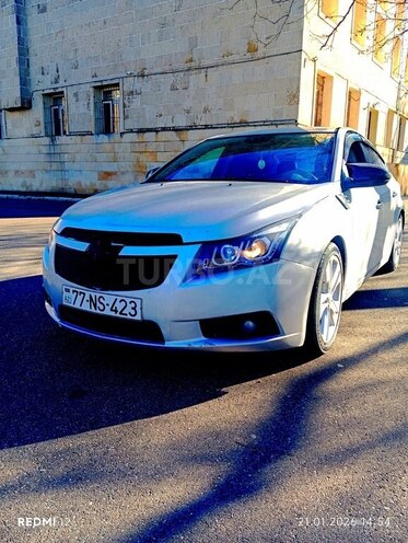 Chevrolet Cruze-1