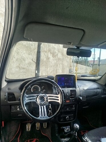 Saipa Saina-10