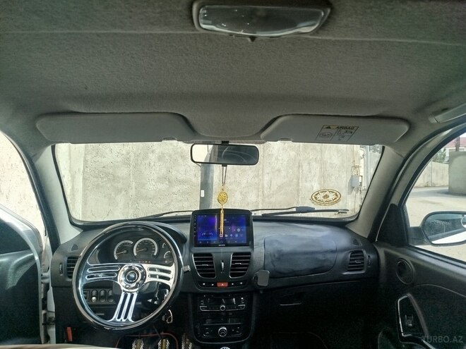 Saipa Saina-12