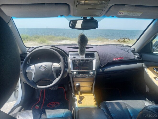 Toyota Camry-4