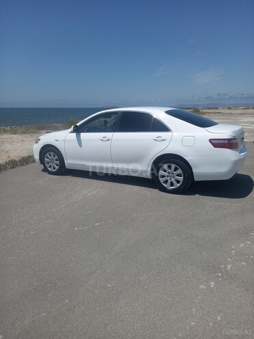 Toyota Camry-14