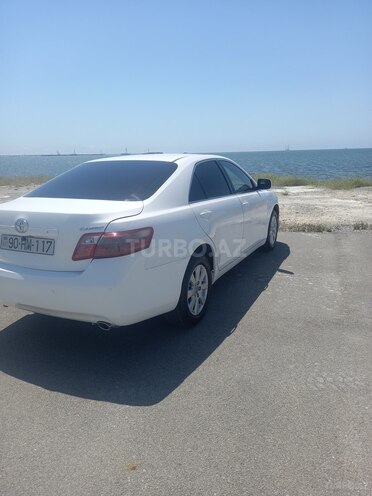 Toyota Camry-11