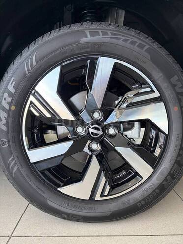 Nissan Magnite-4