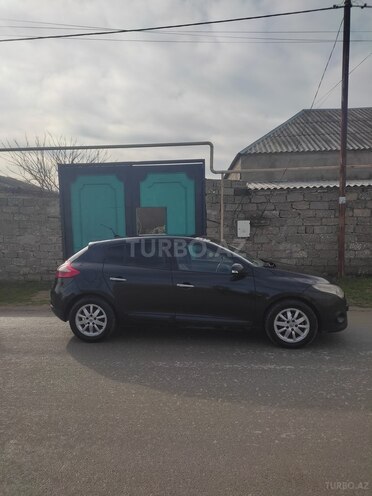 Renault Megane-10