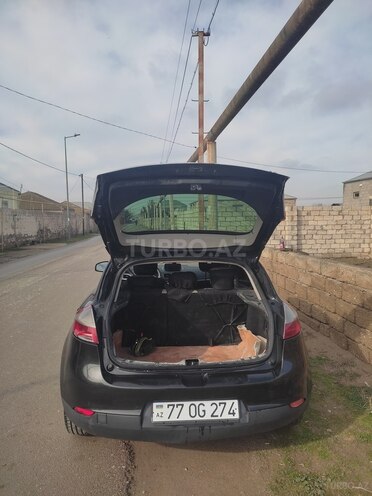 Renault Megane-11