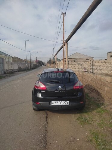Renault Megane-12