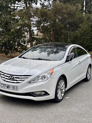 Hyundai Sonata-2