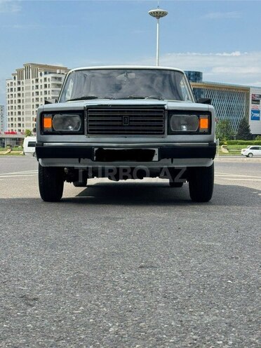LADA (VAZ) 2107-1