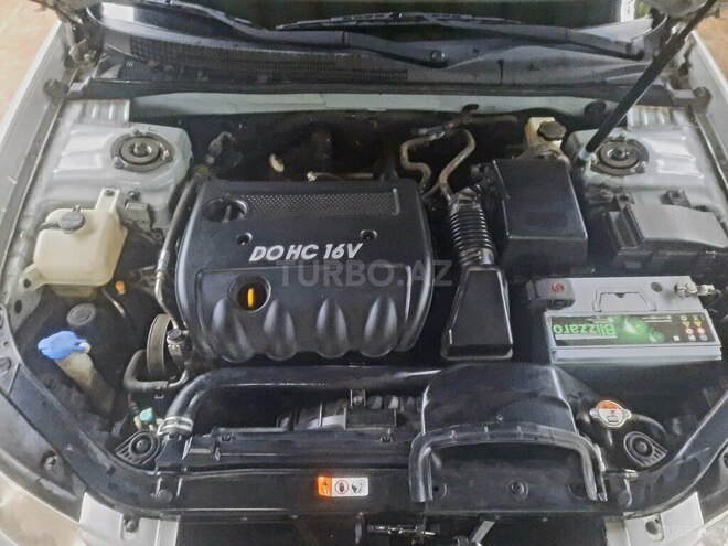 Hyundai Sonata-16