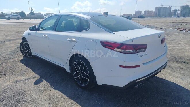 Kia Optima-5