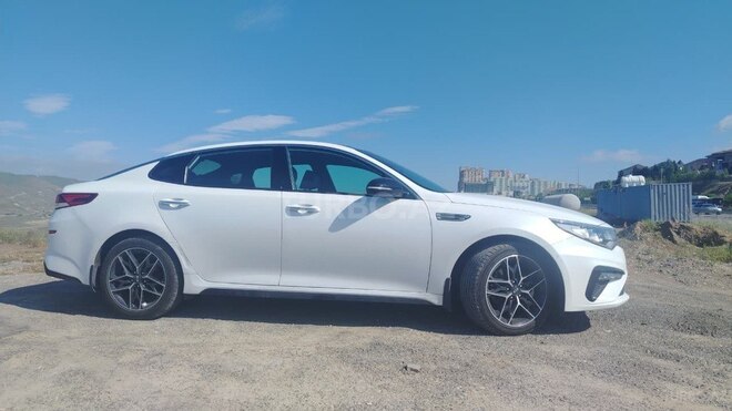 Kia Optima-8