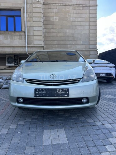 Toyota Prius-2
