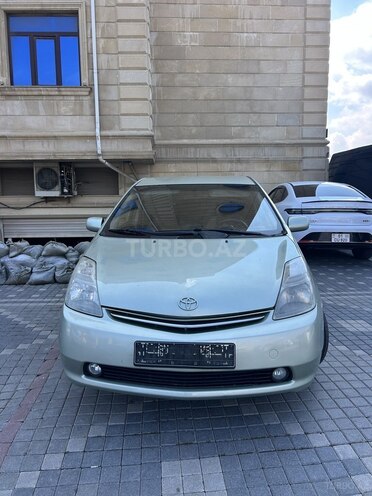 Toyota Prius-1
