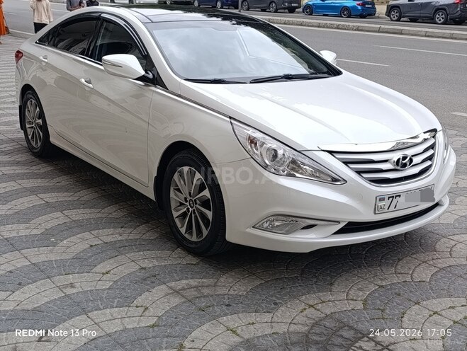 Hyundai Sonata-11