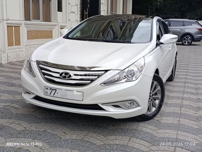 Hyundai Sonata-1