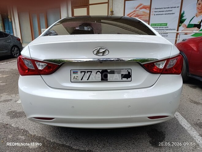 Hyundai Sonata-2