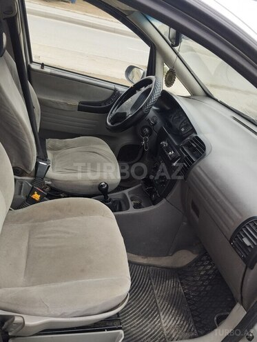 Opel Zafira-2