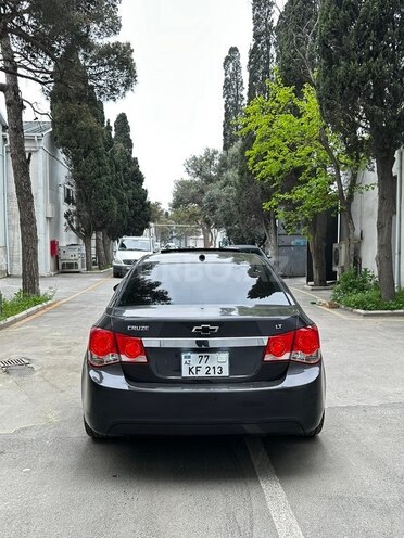 Chevrolet Cruze-7