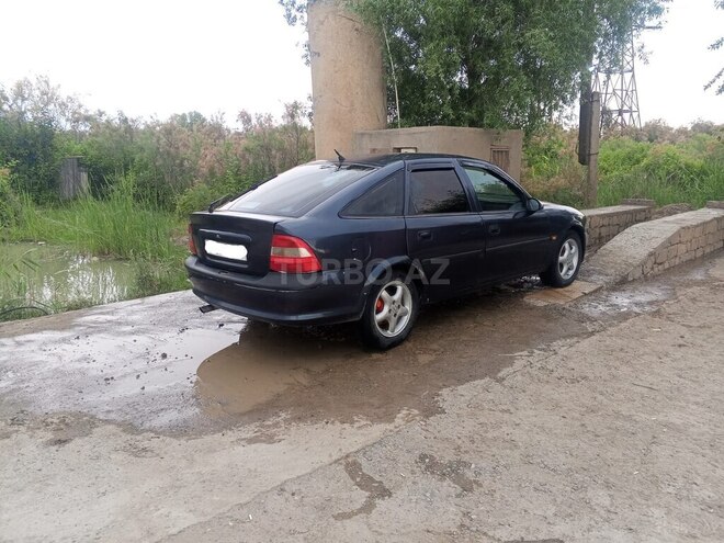 Opel Vectra-5