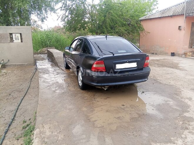 Opel Vectra-7