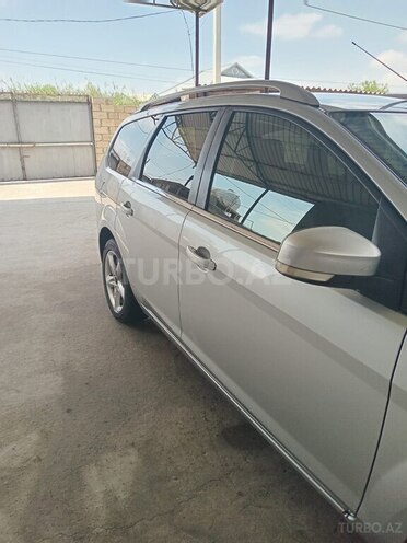 Ford Focus-7
