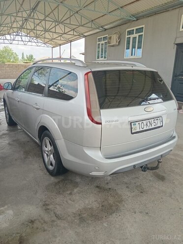 Ford Focus-6
