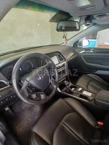 Hyundai Sonata-3