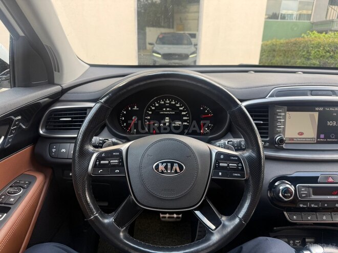 Kia Sorento-17